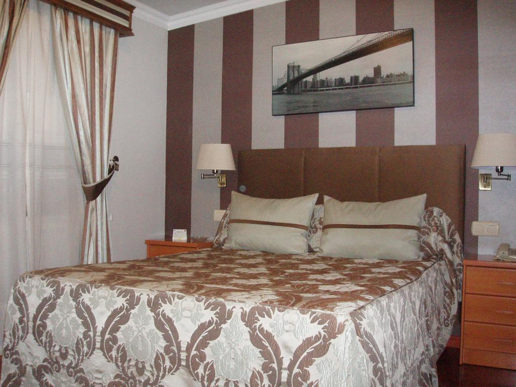 Hotel Victoria Zafra Esterno foto
