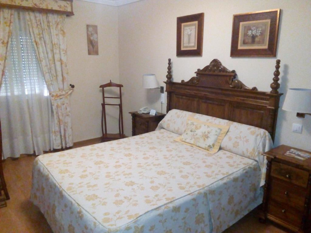 Hotel Victoria Zafra Esterno foto