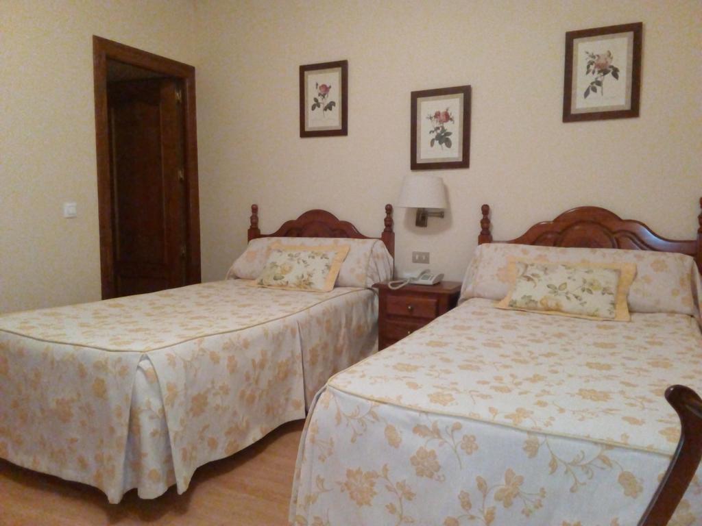 Hotel Victoria Zafra Esterno foto