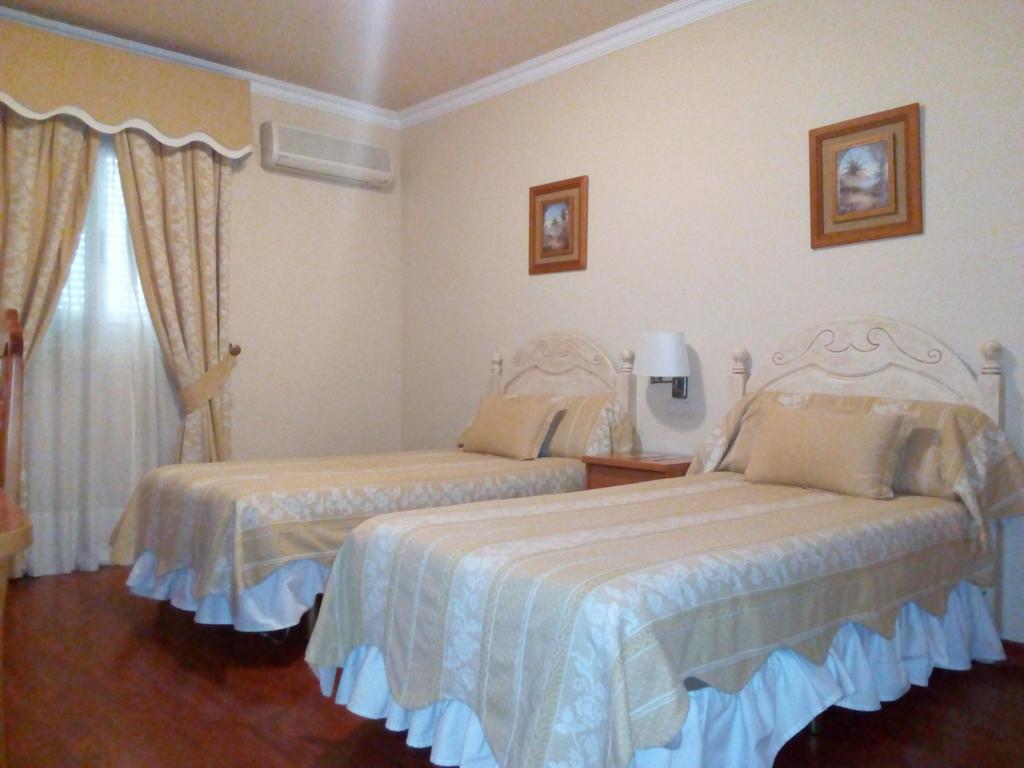 Hotel Victoria Zafra Esterno foto