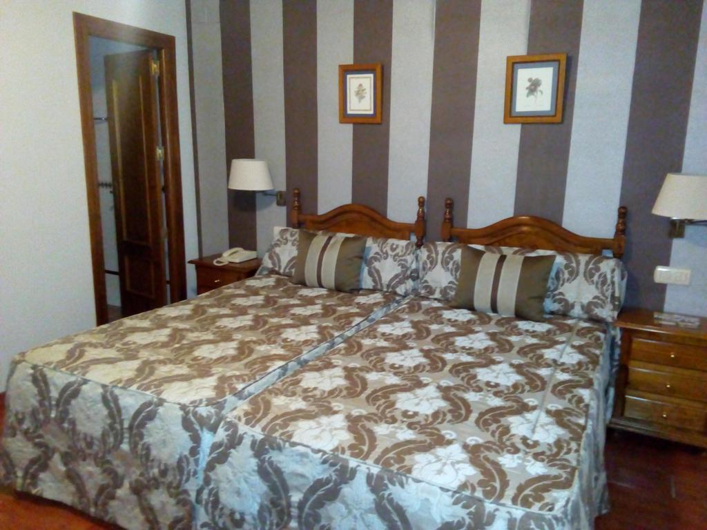 Hotel Victoria Zafra Esterno foto