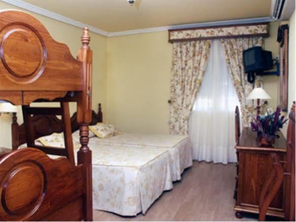 Hotel Victoria Zafra Esterno foto